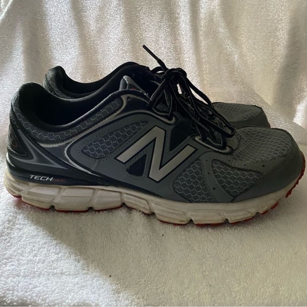 New Balance Shoes Mens Size 9 Lace Up Tech Ride Running Sneakers M560LR6